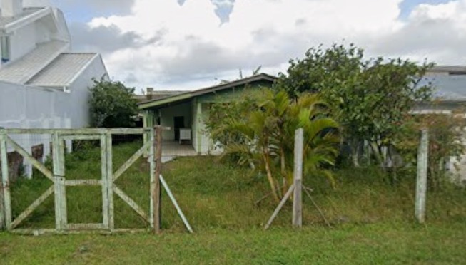 Imagem do imóvel A fração ideal de 16,66% de um terreno urbano, com uma casa mista, sob o nº 549, da Rua Itália, Imbé/RS